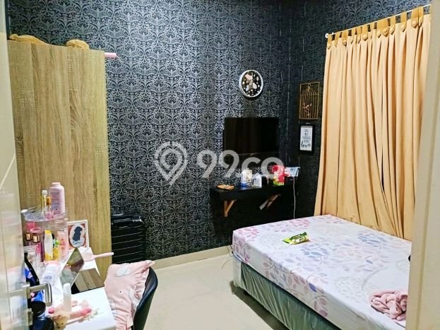 Rumah Luas Asri 3 KT Siap Pakai di Jelupang Tangerang Rumah Luas Asri 3 KT Siap Pakai di Jelupang Tangerang