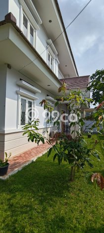 Rumah Elit Modern Tanpa Renovasi di Metro Permata Tangerang Rumah Elit Modern Tanpa Renovasi di Metro Permata Tangerang