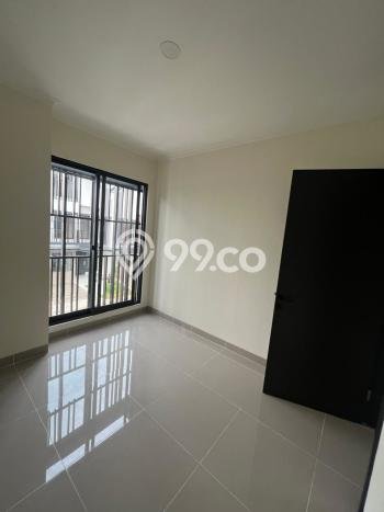 Rumah Luas Asri 3 KT Siap Pakai di Gading Serpong Tangerang Rumah Luas Asri 3 KT Siap Pakai di Gading Serpong Tangerang