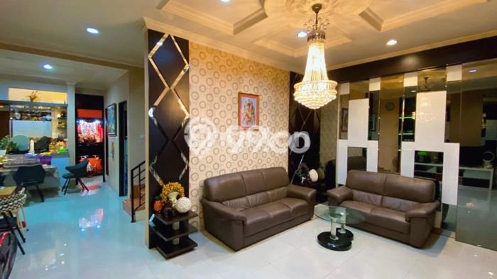 Ready to Use! Premium House LT 135m2 Desain Elegan di Tomang Ready to Use! Premium House LT 135m2 Desain Elegan di Tomang