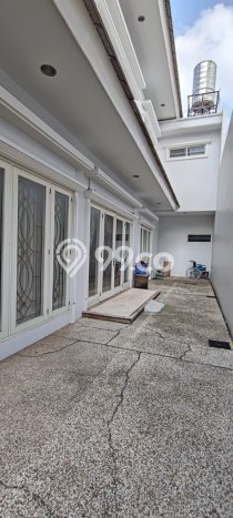 Rumah Elit Modern Tanpa Renovasi di Metro Permata Tangerang Rumah Elit Modern Tanpa Renovasi di Metro Permata Tangerang