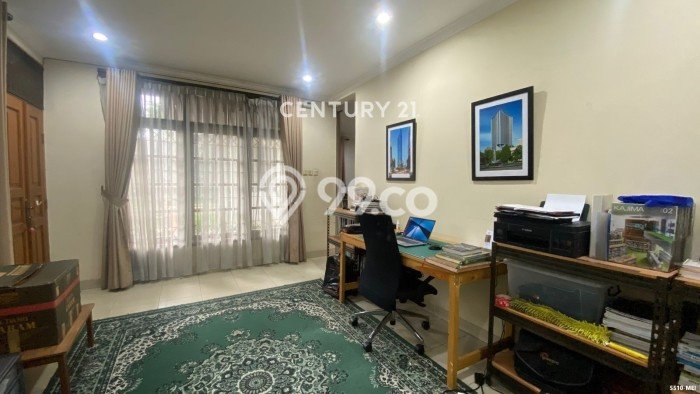 Jual Rumah Mewah Megah Dengan View Cantik di Rempoa, Tangerang Jual Rumah Mewah Megah Dengan View Cantik di Rempoa, Tangerang