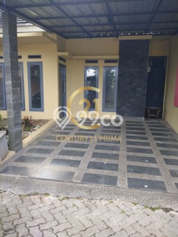 Rumah Luas Asri 2 KT Siap Huni di Cipadu Tangerang Rumah Luas Asri 2 KT Siap Huni di Cipadu Tangerang