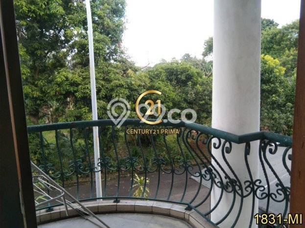 Rumah Luxury Modern Tanpa Renovasi di Bintaro Jakarta Selatan Rumah Luxury Modern Tanpa Renovasi di Bintaro Jakarta Selatan