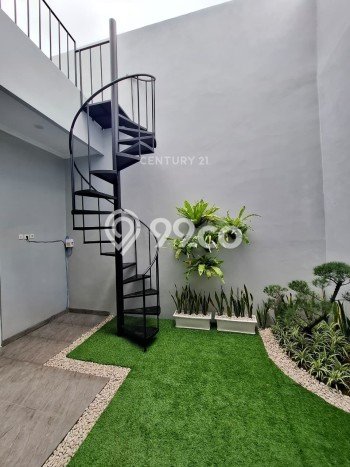 Jual Rumah Eksklusif 3 KT di Bintaro, Tangerang Selatan Jual Rumah Eksklusif 3 KT di Bintaro, Tangerang Selatan