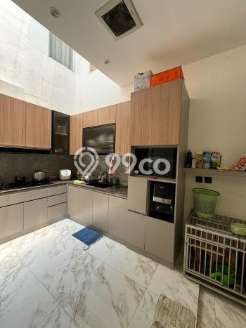 Dijual Rumah Modern 4 KT di Gading Serpong, Tangerang Dijual Rumah Modern 4 KT di Gading Serpong, Tangerang