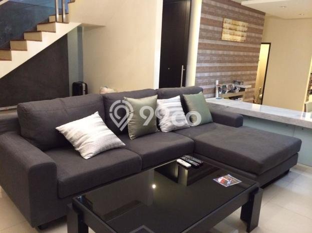 For Sale Rumah Mewah Exclusive di Cipondoh, Tangerang For Sale Rumah Mewah Exclusive di Cipondoh, Tangerang
