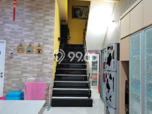 Jual Rumah Luas Elegan Dengan View Eksklusif di Banjar Wijaya, Tangerang Jual Rumah Luas Elegan Dengan View Eksklusif di Banjar Wijaya, Tangerang