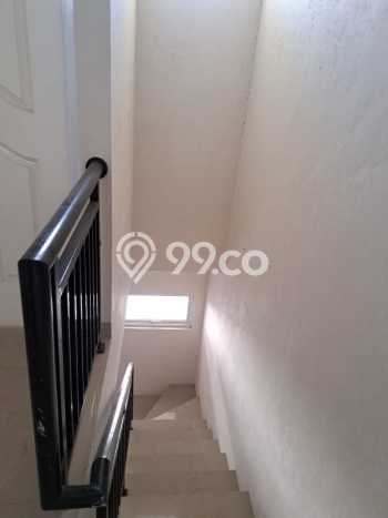 Rumah Strategis Minimalis Lb 55m2 di Cipondoh, Tangerang Rumah Strategis Minimalis Lb 55m2 di Cipondoh, Tangerang