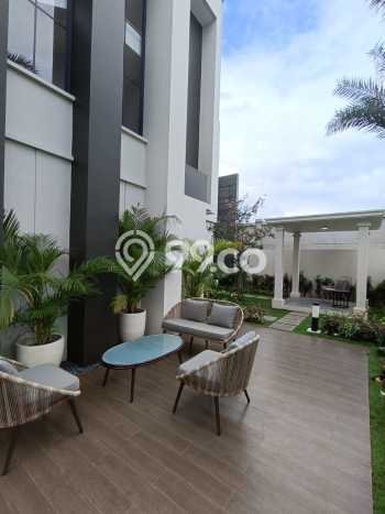 Jual Rumah Luas Elegan Dengan View Eksklusif di BSD, Tangerang Jual Rumah Luas Elegan Dengan View Eksklusif di BSD, Tangerang