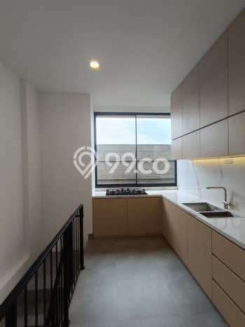 Jual Rumah Luas Elegan Dengan View Eksklusif di BSD, Tangerang Jual Rumah Luas Elegan Dengan View Eksklusif di BSD, Tangerang