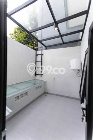 Dijual Rumah Mewah Megah Dengan View Eksklusif di Alam Sutera, Tangerang Dijual Rumah Mewah Megah Dengan View Eksklusif di Alam Sutera, Tangerang