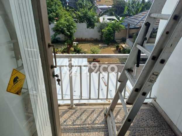 Jual Rumah Mewah Elegan Dengan View Eksklusif di Modernland, Tangerang Jual Rumah Mewah Elegan Dengan View Eksklusif di Modernland, Tangerang