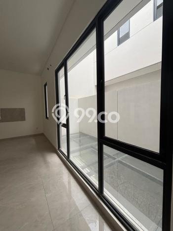Dijual Rumah Premium dengan Fasilitas Sekitar Komplit di BSD, Tangerang Selatan Dijual Rumah Premium dengan Fasilitas Sekitar Komplit di BSD, Tangerang Selatan