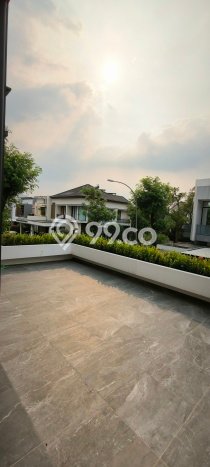 Rumah Mewah LB 284m2 Siap Huni Desain Elegan di BSD Foresta, Tangerang Rumah Mewah LB 284m2 Siap Huni Desain Elegan di BSD Foresta, Tangerang