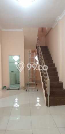 Dijual Hunian Rumah Nyaman 4 Kamar di Taman Royal, Tangerang Dijual Hunian Rumah Nyaman 4 Kamar di Taman Royal, Tangerang