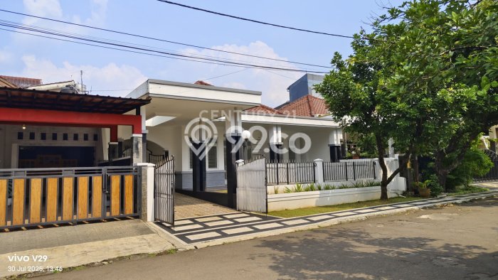 Hunian Mewah LB 150m2 Siap Pakai Desain Elegan di Curug Mekar, Bogor Hunian Mewah LB 150m2 Siap Pakai Desain Elegan di Curug Mekar, Bogor
