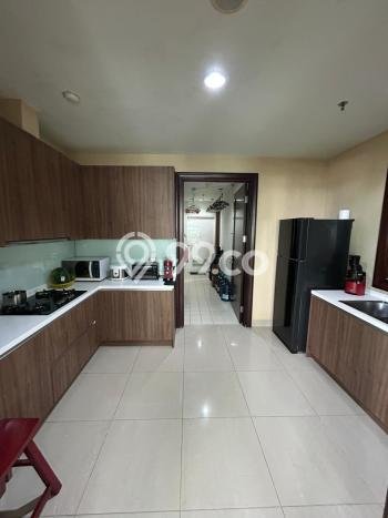 Sewa Apartemen Nyaman di Kebayoran Lama, Jakarta Selatan 3 Kamar dengan Luas 196m2 Sewa Apartemen Nyaman di Kebayoran Lama, Jakarta Selatan 3 Kamar dengan Luas 196m2