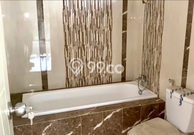 Ready to Use! Luxury House LT 310m2 Desain Elegan di Galaxy Ready to Use! Luxury House LT 310m2 Desain Elegan di Galaxy