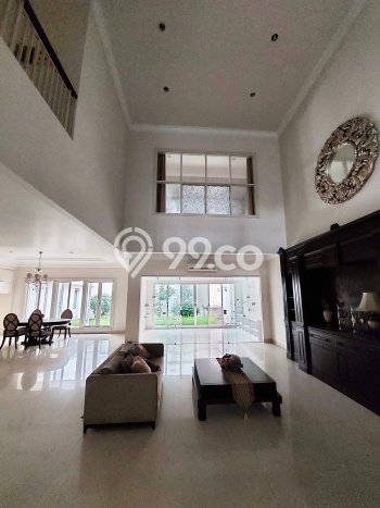 Dijual Rumah Luas Megah Dengan View Eksklusif di Galaxy, Surabaya Dijual Rumah Luas Megah Dengan View Eksklusif di Galaxy, Surabaya