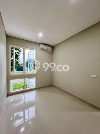Rumah Minimalis 5 Kamar LT 90m2 di Pakuwon Rumah Minimalis 5 Kamar LT 90m2 di Pakuwon