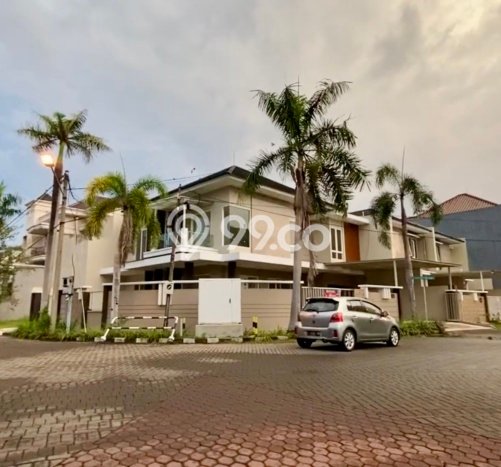 Ready to Use! Luxury House LT 310m2 Desain Elegan di Galaxy Ready to Use! Luxury House LT 310m2 Desain Elegan di Galaxy