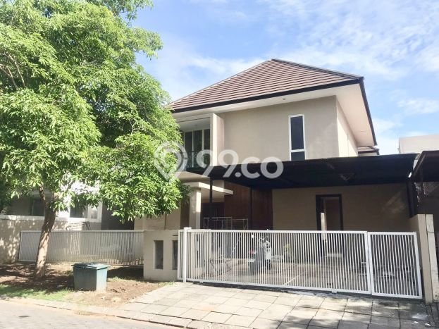 Hunian Mewah LB 100m2 Siap Pakai Desain Elegan di Graha, Surabaya Hunian Mewah LB 100m2 Siap Pakai Desain Elegan di Graha, Surabaya