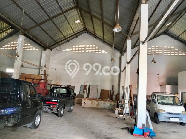 Gudang Komersial Dijual di Sukolilo Surabaya LT 2147m2 & LB 982m2 Gudang Komersial Dijual di Sukolilo Surabaya LT 2147m2 & LB 982m2