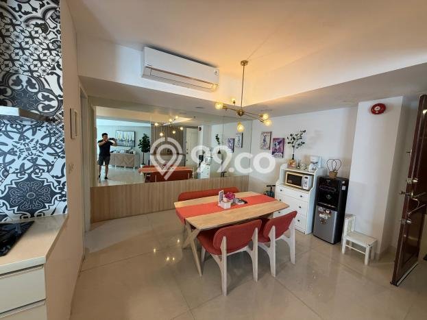 Hunian Apartemen High-Class untuk Dijual di Jakarta Barat dengan 3 BR & 2 Kamar Mandi Hunian Apartemen High-Class untuk Dijual di Jakarta Barat dengan 3 BR & 2 Kamar Mandi