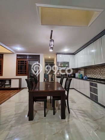 Hunian Elit LB 200m2 Siap Huni Desain Elegan di Bendungan Hilir, Jakarta Pusat Hunian Elit LB 200m2 Siap Huni Desain Elegan di Bendungan Hilir, Jakarta Pusat