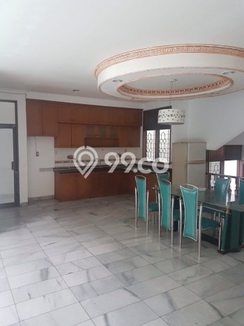 Rumah Elit Modern Siap Huni di Puri Indah Jakarta Barat Rumah Elit Modern Siap Huni di Puri Indah Jakarta Barat