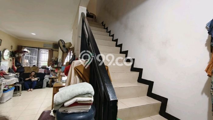 Rumah Minimalis 2 KT LT 68m2 di Taman Surya Rumah Minimalis 2 KT LT 68m2 di Taman Surya