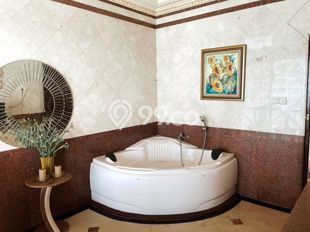 Apartemen Luxury Dijual di Jakarta Barat Lokasi Strategis Punya 4 Kamar Tidur Apartemen Luxury Dijual di Jakarta Barat Lokasi Strategis Punya 4 Kamar Tidur
