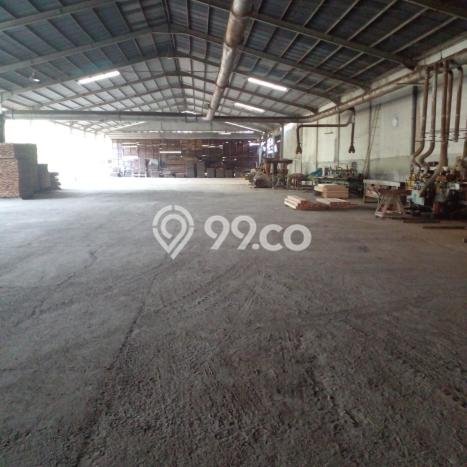 Untuk Dijual! Pabrik di Parang Loe Makassar LT 12580m2 / LB 3700m2 Kawasan Strategis Untuk Dijual! Pabrik di Parang Loe Makassar LT 12580m2 / LB 3700m2 Kawasan Strategis