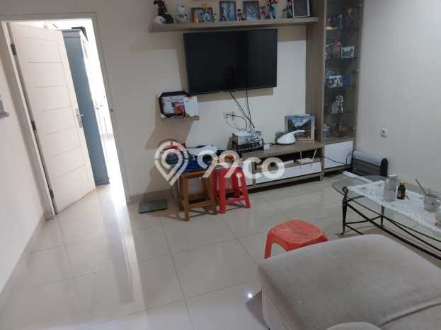 Ready to Use! Luxury House LT 126m2 Desain Modern di Daan Mogot Ready to Use! Luxury House LT 126m2 Desain Modern di Daan Mogot