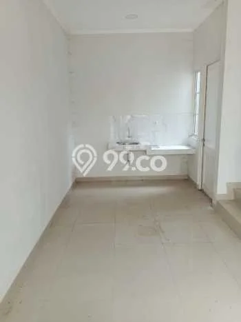 For Sale Hunian Rumah Terawat 3 Kamar di BSD, Tangerang For Sale Hunian Rumah Terawat 3 Kamar di BSD, Tangerang