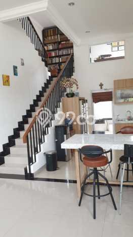 Dijual Rumah Premium dengan Fasilitas Sekitar Lengkap di Kebon Jeruk, Jakarta Barat Dijual Rumah Premium dengan Fasilitas Sekitar Lengkap di Kebon Jeruk, Jakarta Barat