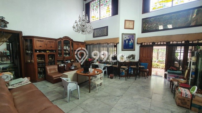 Rumah Mewah LB 400m2 Siap Pakai Desain Elegan di Sektor 1 - Bintaro, Jakarta Selatan Rumah Mewah LB 400m2 Siap Pakai Desain Elegan di Sektor 1 - Bintaro, Jakarta Selatan
