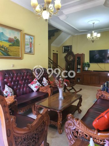 Jual Rumah Bagus Siap Huni LB 350m2 di Pasar Rebo, Jakarta Timur Jual Rumah Bagus Siap Huni LB 350m2 di Pasar Rebo, Jakarta Timur