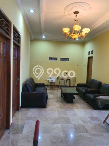 Jual Rumah Bagus Siap Huni LB 350m2 di Pasar Rebo, Jakarta Timur Jual Rumah Bagus Siap Huni LB 350m2 di Pasar Rebo, Jakarta Timur