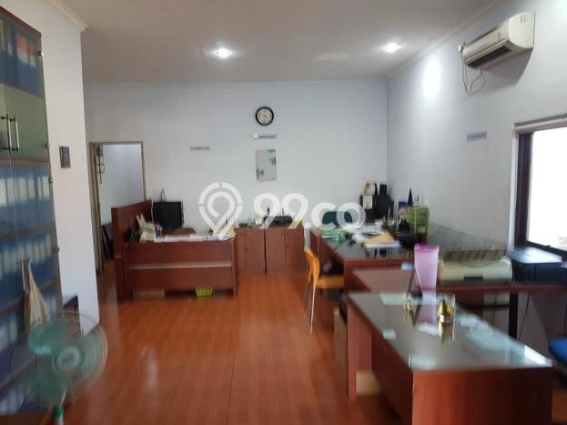 Unit Kost Dijual di Saharjo dengan 8 Kamar Area Strategis Unit Kost Dijual di Saharjo dengan 8 Kamar Area Strategis