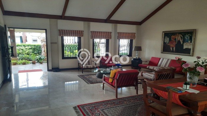 Hunian Elit LB 235m2 Siap Pakai Desain Elegan di Cipete, Jakarta Selatan Hunian Elit LB 235m2 Siap Pakai Desain Elegan di Cipete, Jakarta Selatan