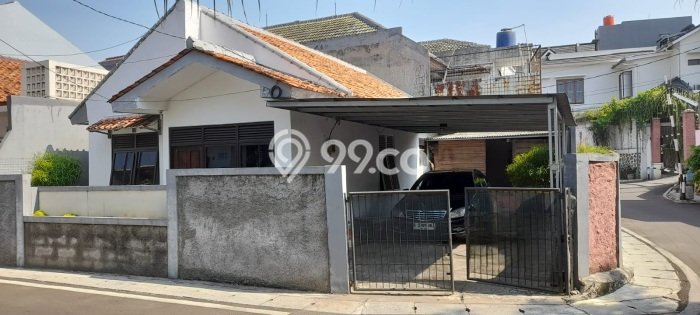 Dijual Rumah Mewah Megah Dengan View Cantik di Bintaro, Jakarta Selatan Dijual Rumah Mewah Megah Dengan View Cantik di Bintaro, Jakarta Selatan