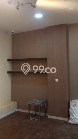 Jual Ruko Strategis di , Luas 180m2m², Mainroad, Kawasan Komersial Jual Ruko Strategis di , Luas 180m2m², Mainroad, Kawasan Komersial