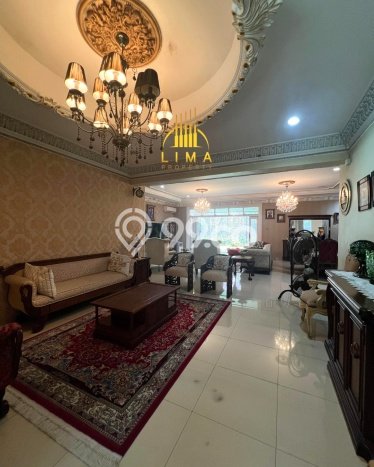 Rumah Mewah Dijual LT 536m2 di Kebayoran Baru, Jakarta Selatan Rumah Mewah Dijual LT 536m2 di Kebayoran Baru, Jakarta Selatan