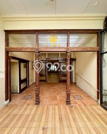 Best Deal Hunian Premium Ideal dan Luas di Menteng, Jakarta Pusat Best Deal Hunian Premium Ideal dan Luas di Menteng, Jakarta Pusat