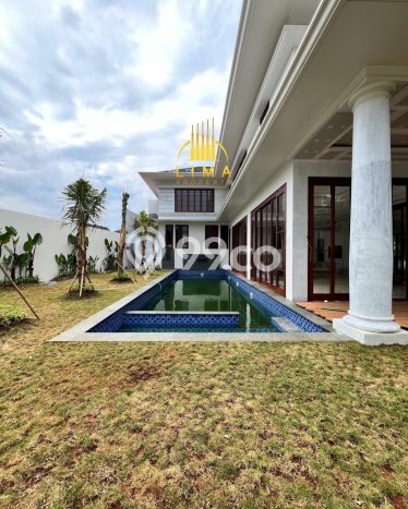 Rumah Elit Modern Siap Huni di Kemang Jakarta Selatan Rumah Elit Modern Siap Huni di Kemang Jakarta Selatan