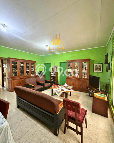 For Sale! Luxury House LT 308m2 Desain Elegan di Gandaria For Sale! Luxury House LT 308m2 Desain Elegan di Gandaria