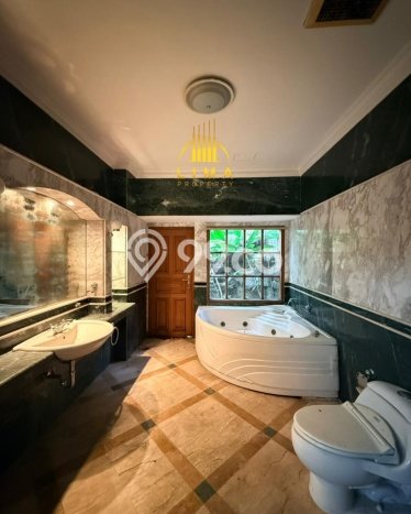 Rumah Luxury Modern Tanpa Renovasi di Wijaya Jakarta Selatan Rumah Luxury Modern Tanpa Renovasi di Wijaya Jakarta Selatan