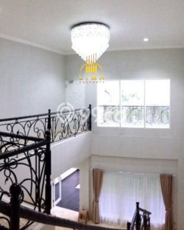 Hunian Eksklusif Dijual LT 325m2 di Kebayoran Baru, Jakarta Selatan Hunian Eksklusif Dijual LT 325m2 di Kebayoran Baru, Jakarta Selatan